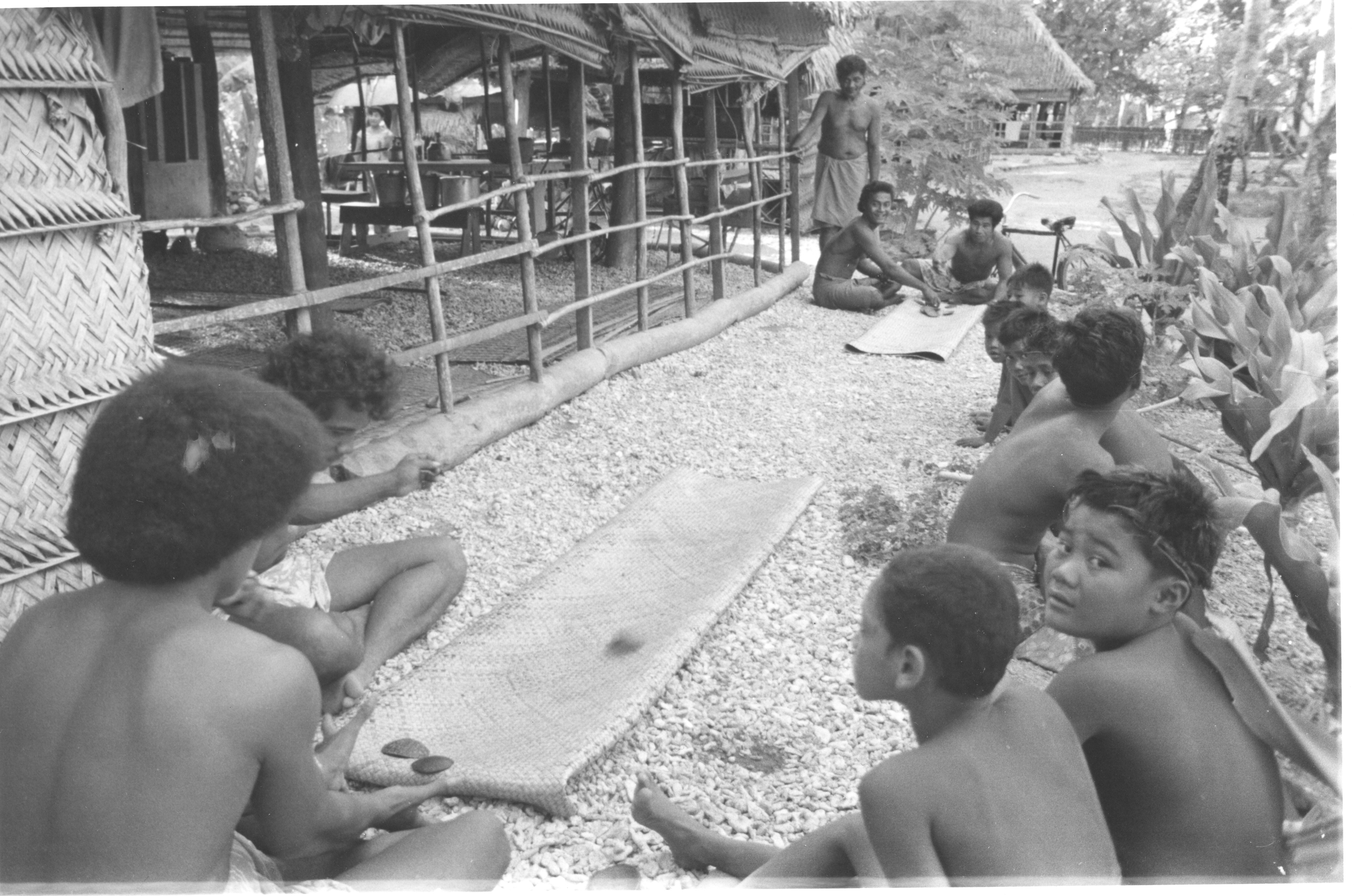 Uinto watches Lafo Game